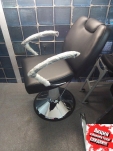 Кресло парикмахерское с регулируемой спинкой Chicha